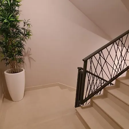 Luxury New 3Bd Apartment With Rooftop Sea View & Pool Apartment *